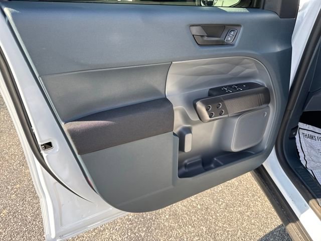 Used 2025 Ford Maverick XL image 10