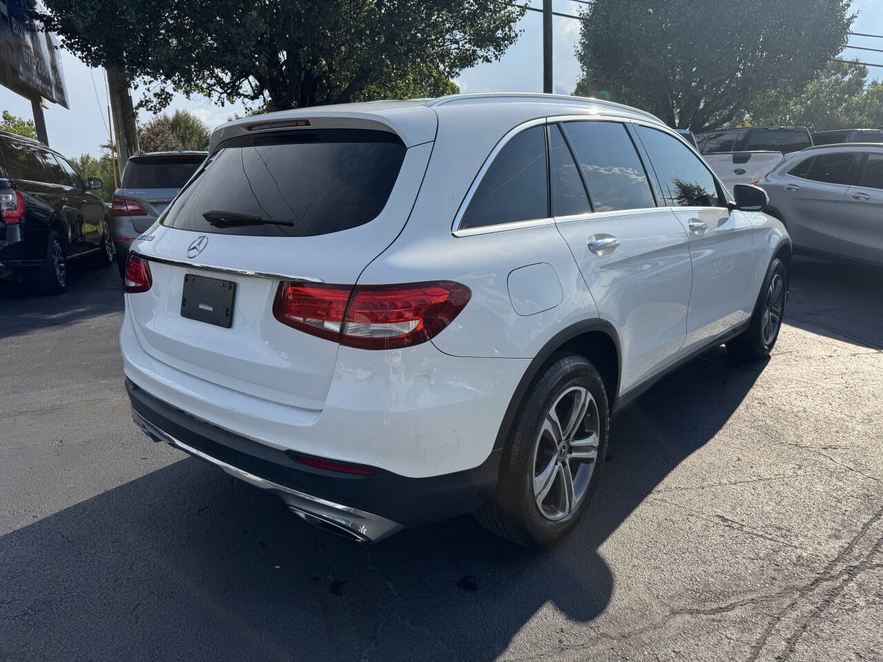 Used 2019 Mercedes-Benz GLC 300 image 5