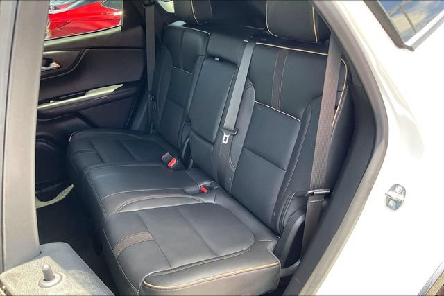 Used 2023 Chevrolet Blazer Premier w/ Enhanced Convenience Package FWD image 25