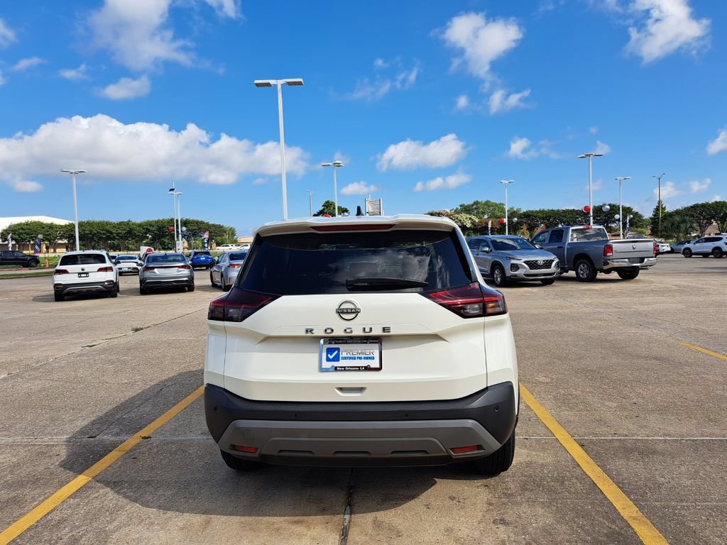 Used 2023 Nissan Rogue S FWD image 6