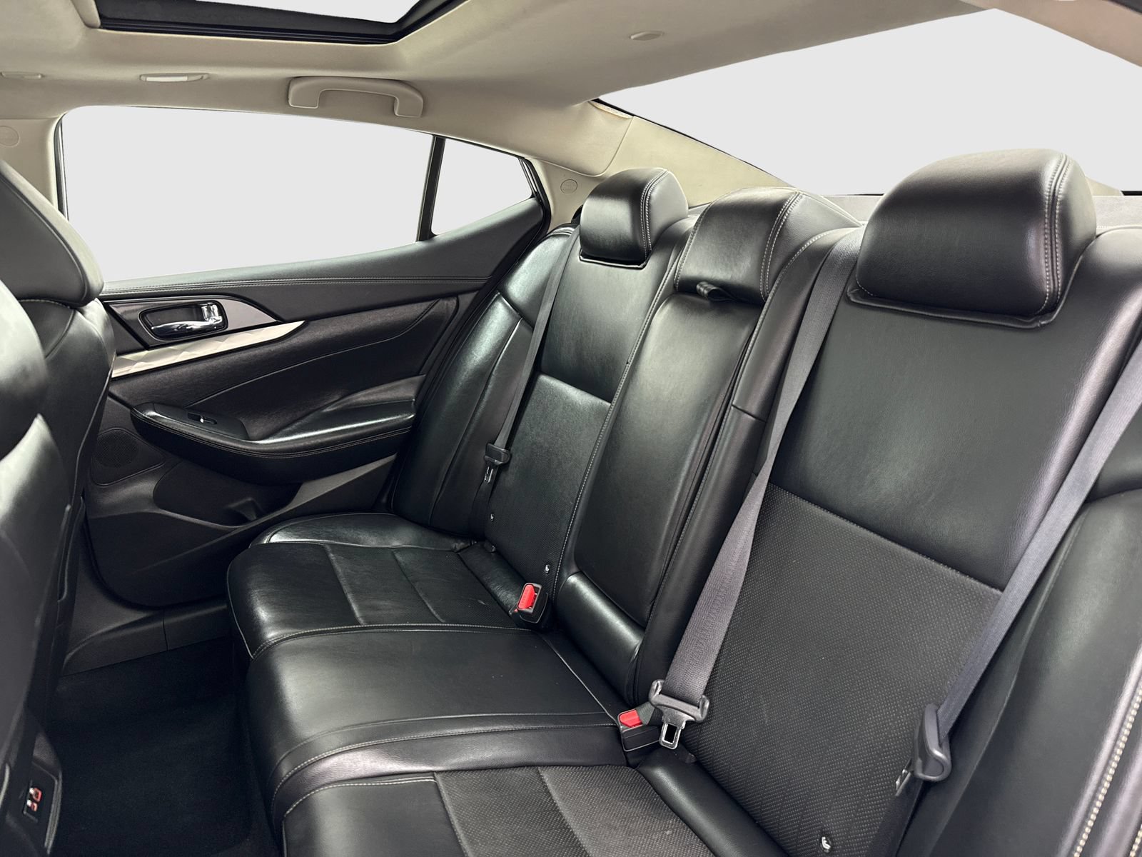 Used 2020 Nissan Maxima 3.5 SL w/ Floor Mat Group FWD image 36
