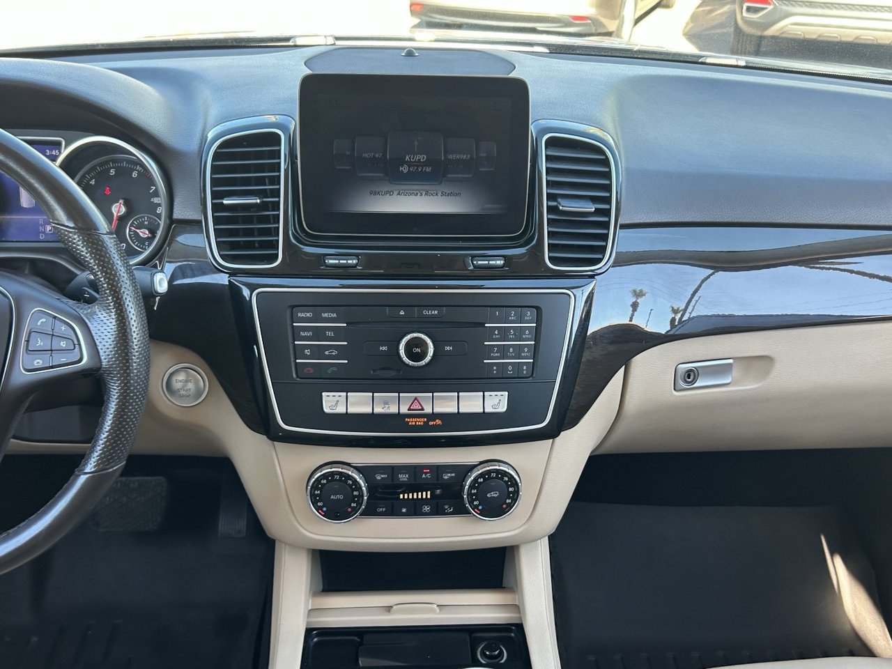 Used 2018 Mercedes-Benz GLE 350 4MATIC image 18