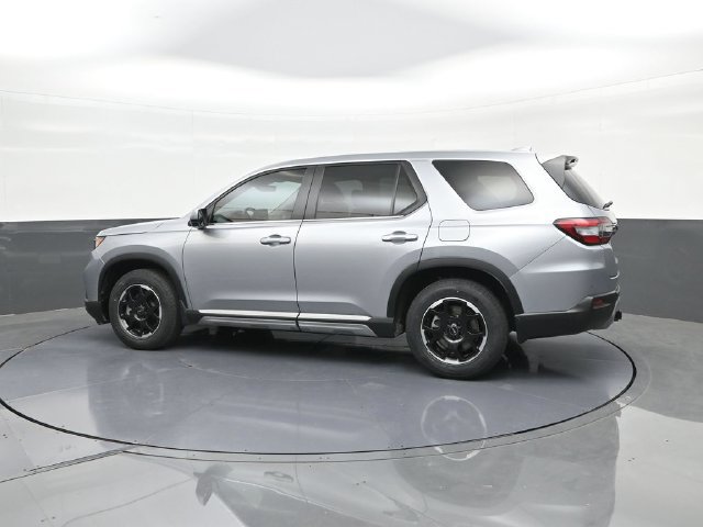 Certified 2025 Honda Pilot EX-L image 5