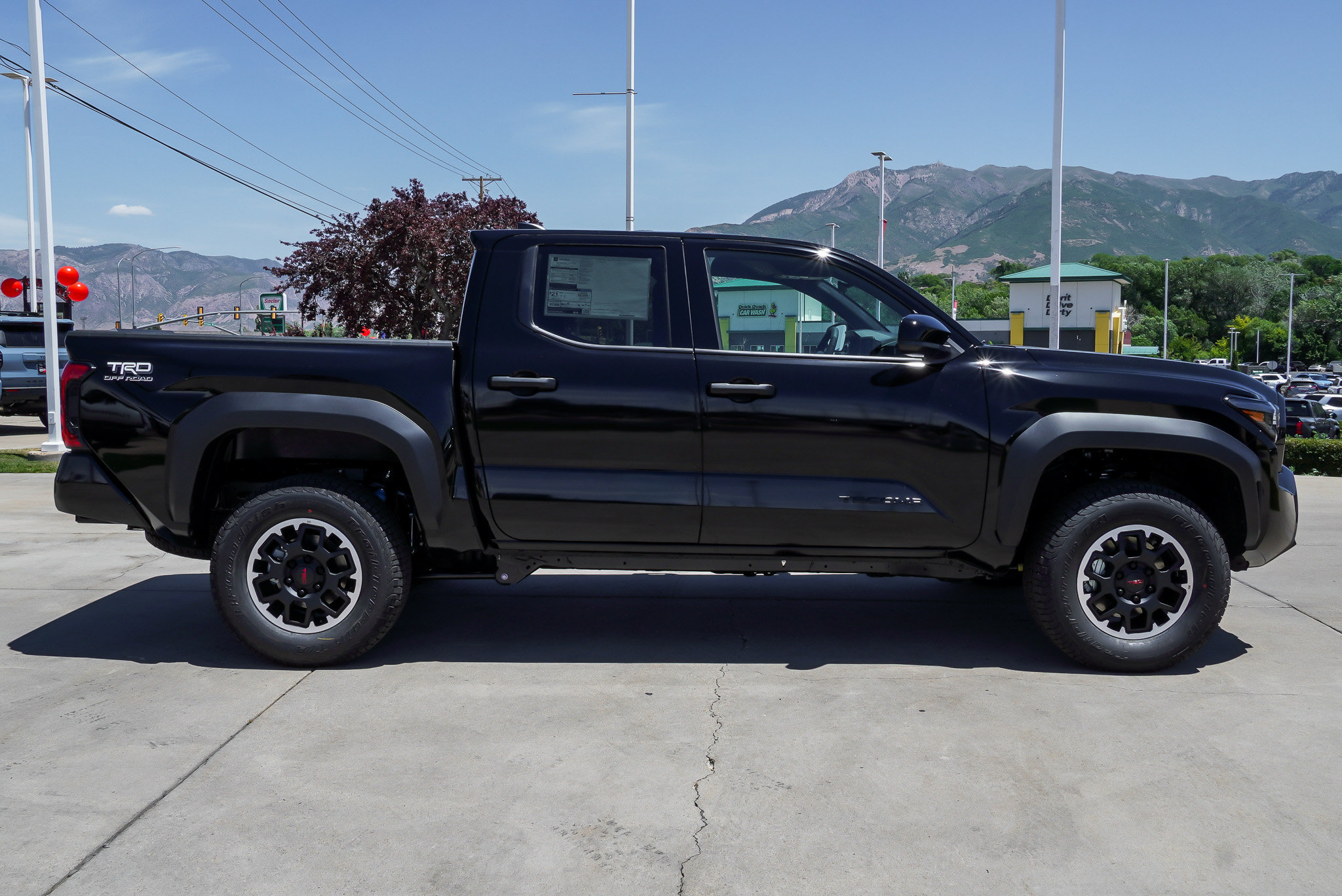 New 2026 Toyota Tacoma TRD Off-Road AWD/4WD image 9