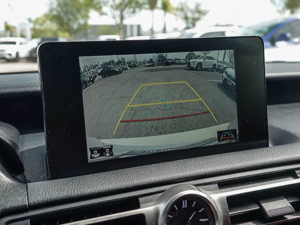 Used 2022 Lexus IS 300 image 23