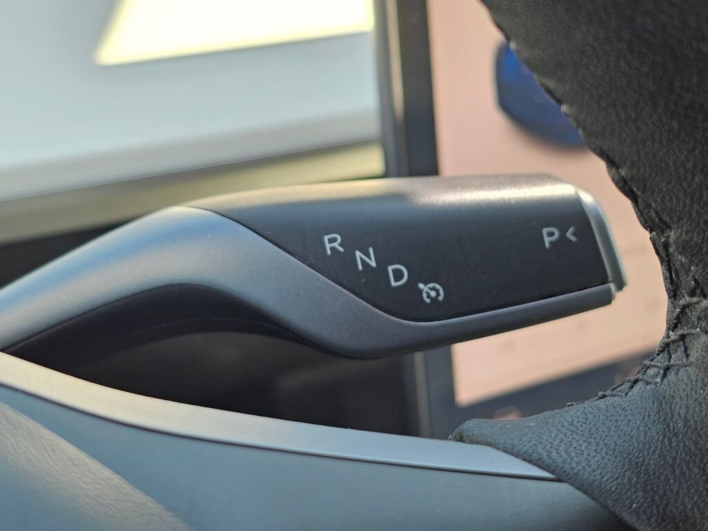 Used 2021 Tesla Model Y Long Range AWD/4WD image 42