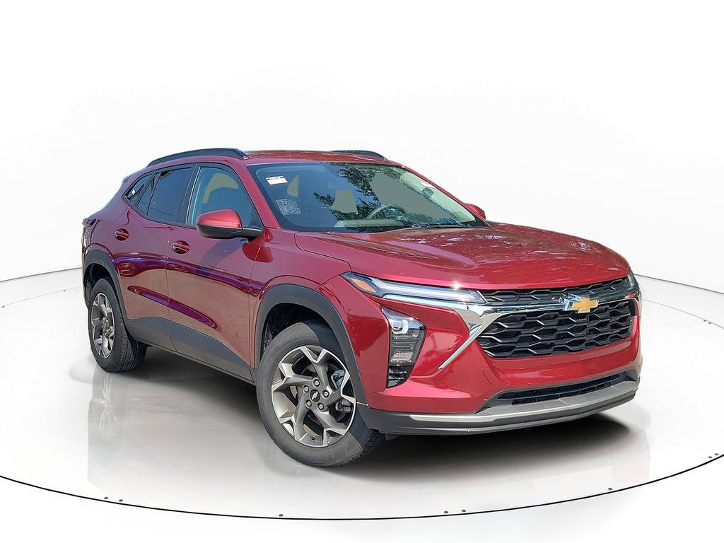 Used 2025 Chevrolet Trax LT