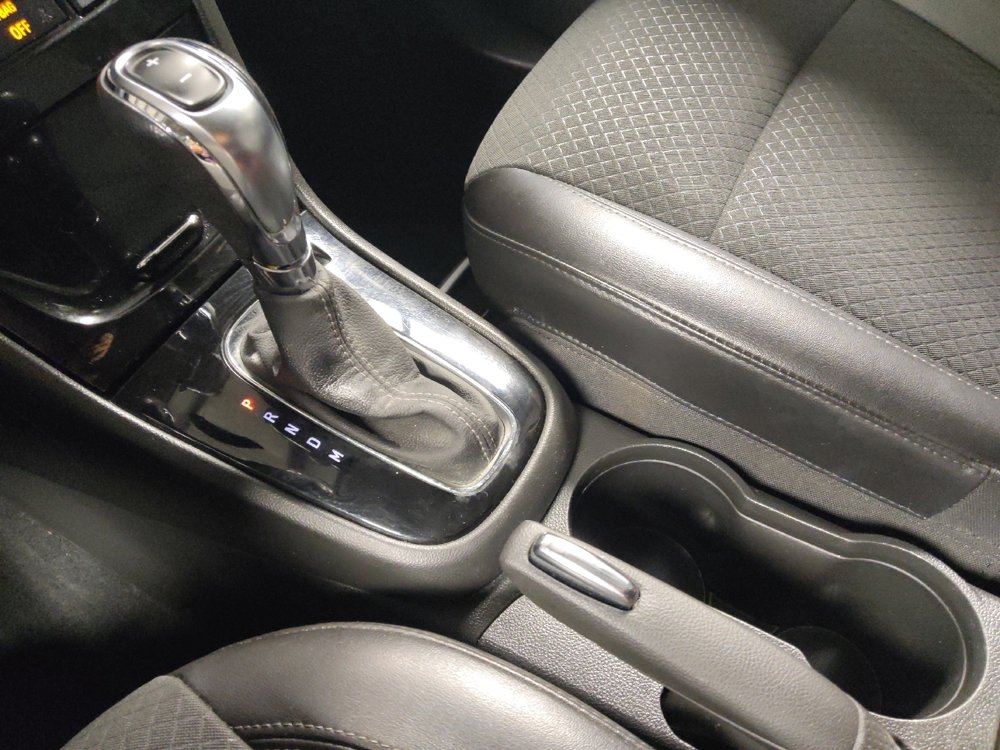Used 2020 Buick Encore Preferred FWD image 26