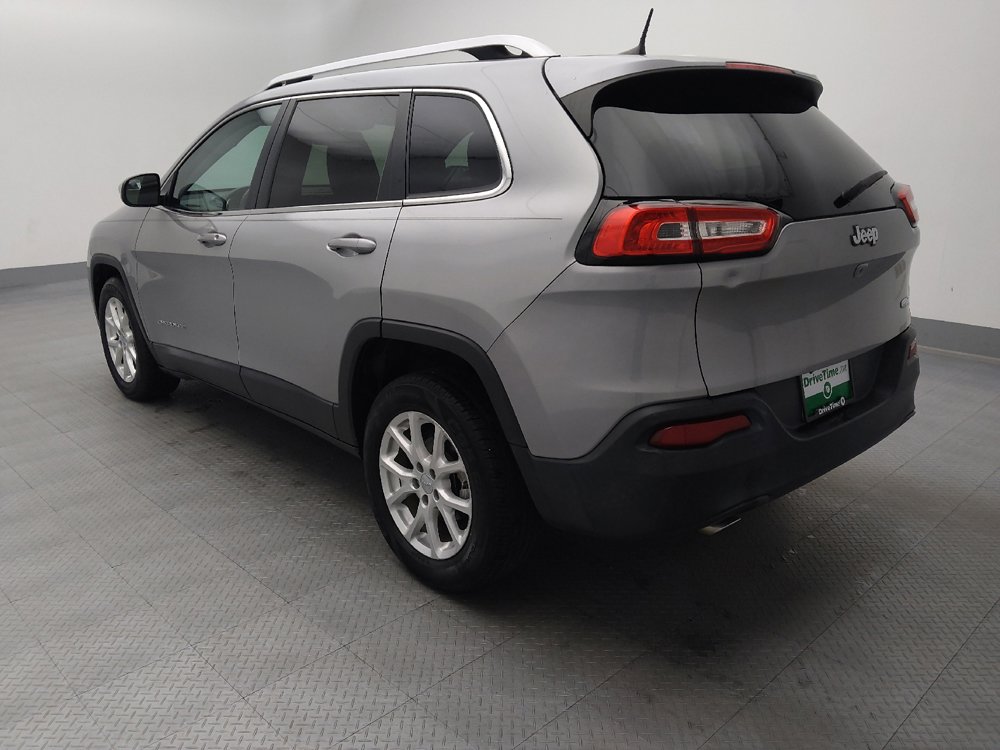 Used 2016 Jeep Cherokee Latitude FWD image 5