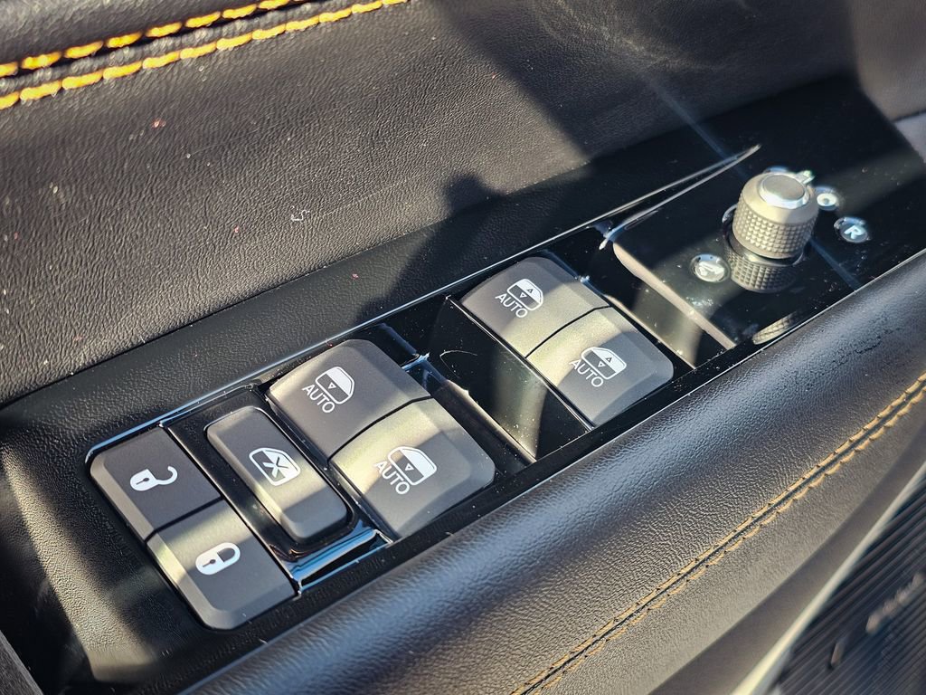 New 2026 Jeep Grand Wagoneer L 4WD image 10
