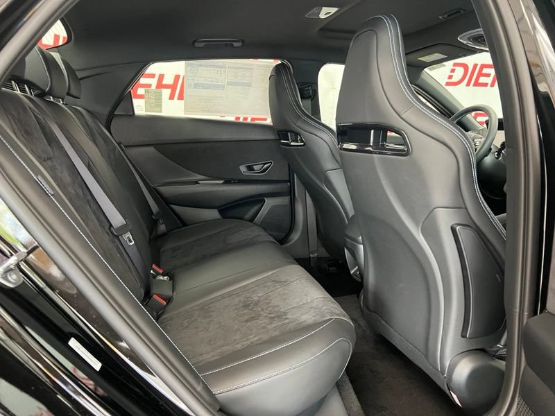 New 2026 Hyundai Elantra N FWD image 10