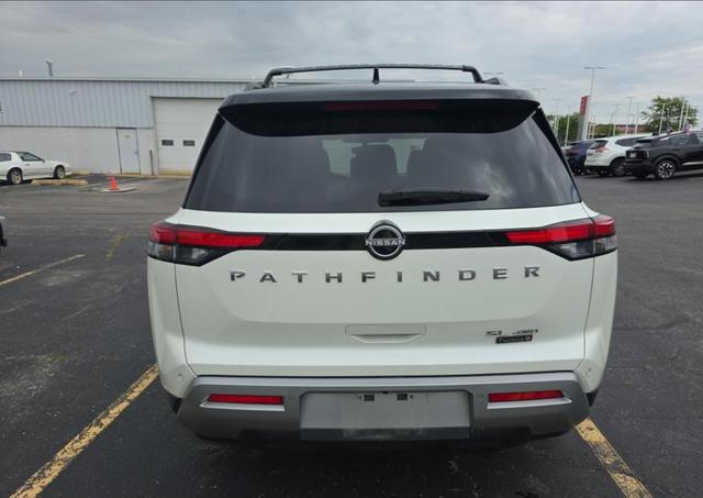 Certified 2023 Nissan Pathfinder SL AWD/4WD image 10