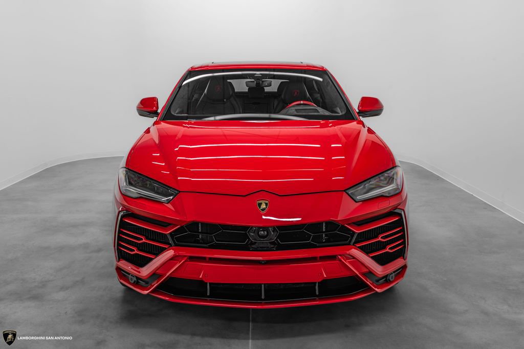 Used 2022 Lamborghini Urus AWD/4WD image 10