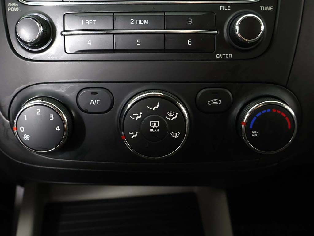 Used 2015 Kia Forte LX FWD image 34