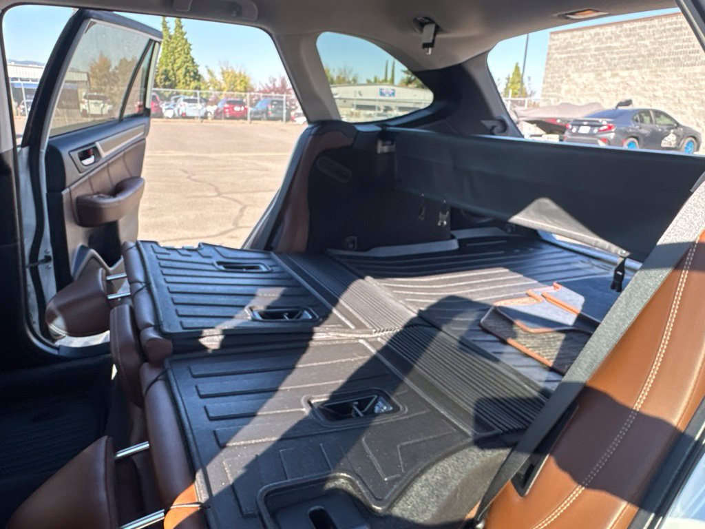 Used 2019 Subaru Outback 2.5i Touring AWD/4WD image 16