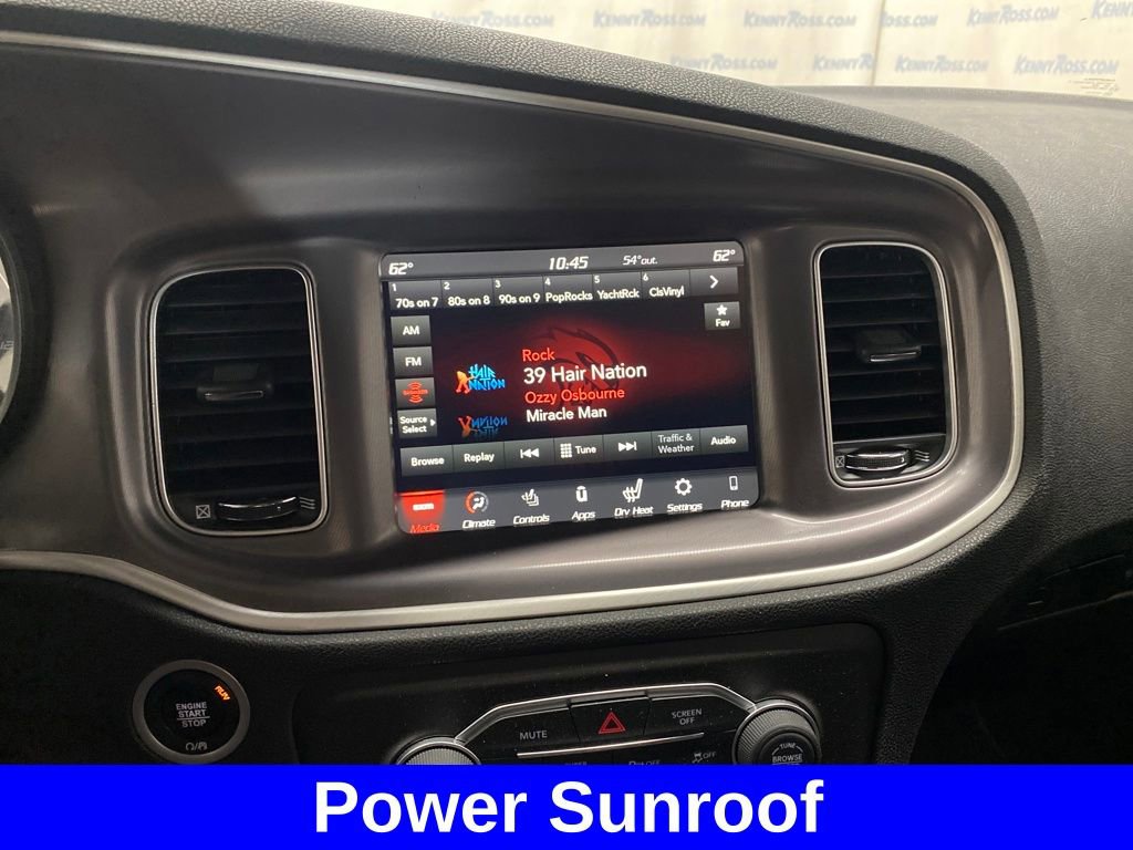 Used 2021 Dodge Charger SXT w/ Driver Convenience Group image 18