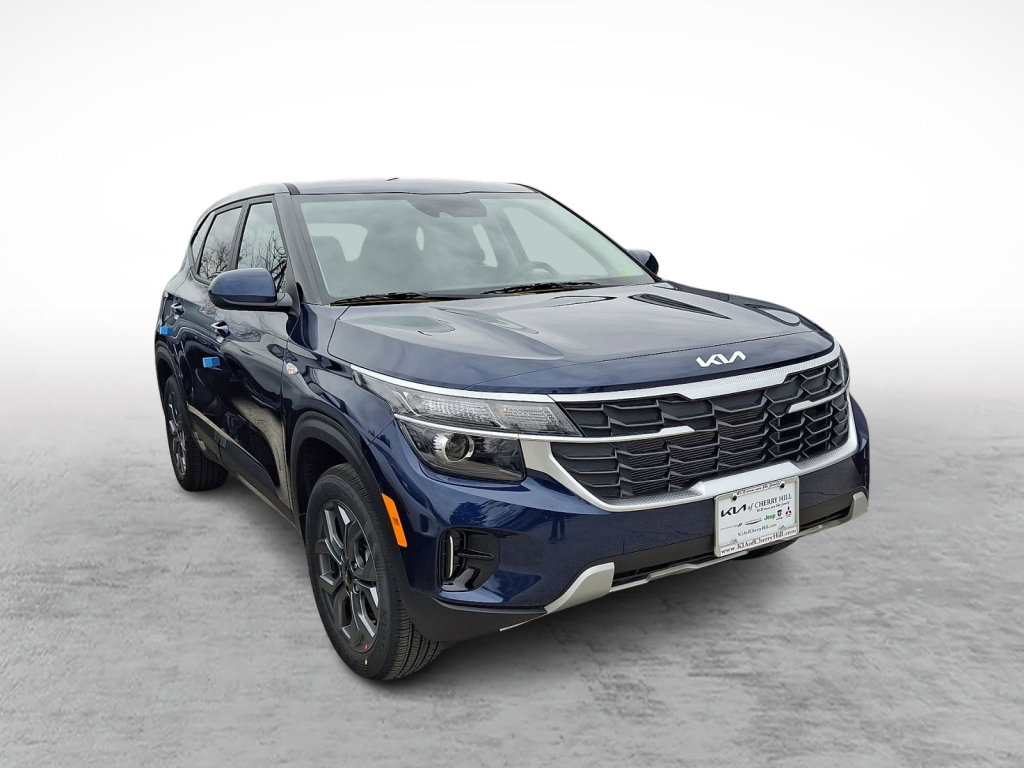 New 2026 Kia Seltos LX AWD/4WD image 3