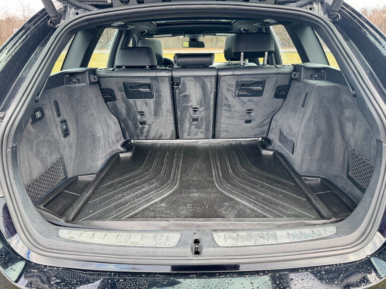 Used 2017 BMW 330i xDrive Wagon image 12