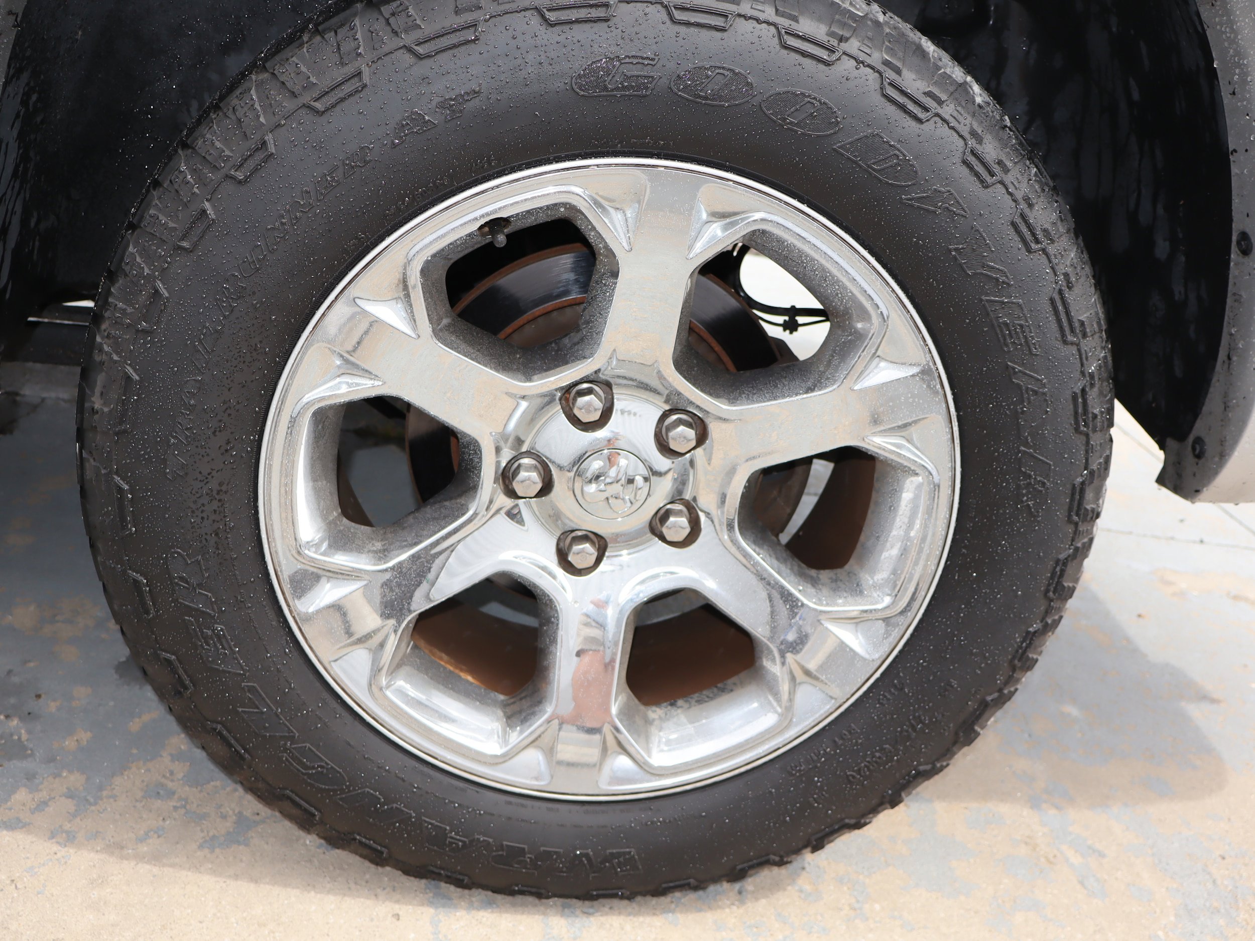 Used 2018 RAM 1500 Laramie w/ Convenience Group RWD image 12