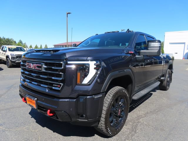 Certified 2025 GMC Sierra 3500 AT4 w/ AT4 Premium Plus Package AWD/4WD image 3