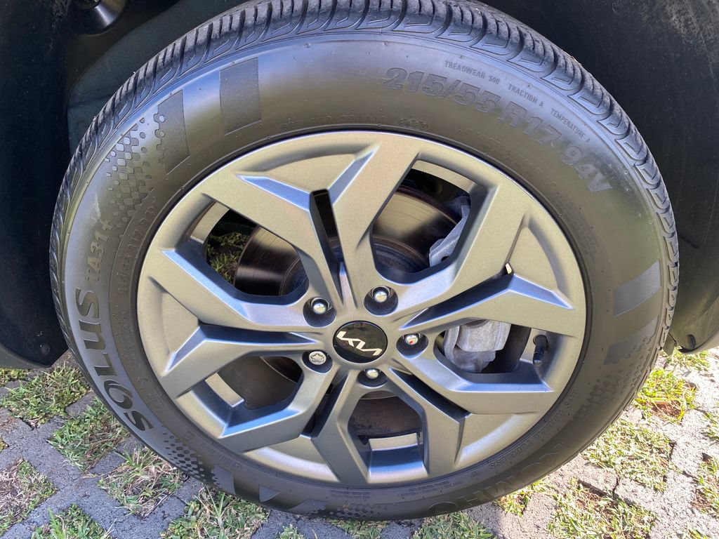 Used 2024 Kia Seltos S AWD/4WD image 27
