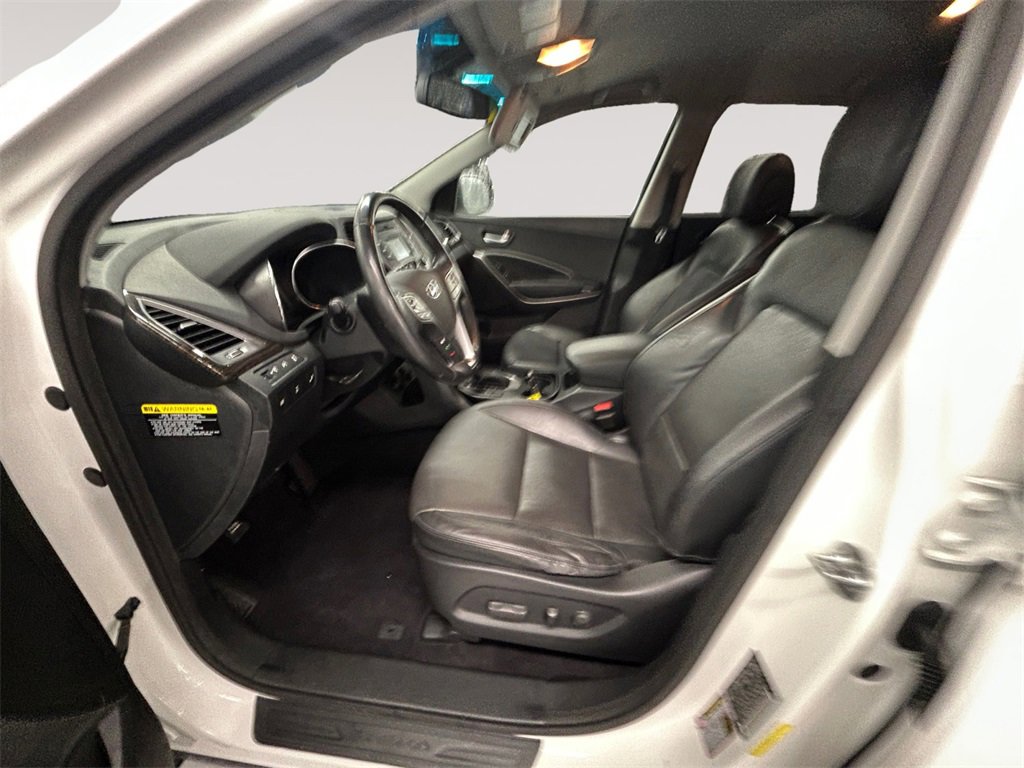 Used 2016 Hyundai Santa Fe SE w/ Option Group 02 image 9