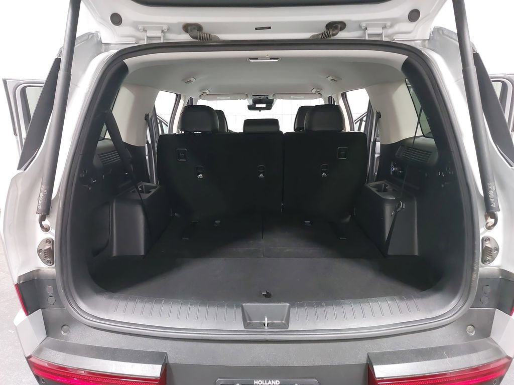 Used 2025 Hyundai Santa Fe SEL image 14