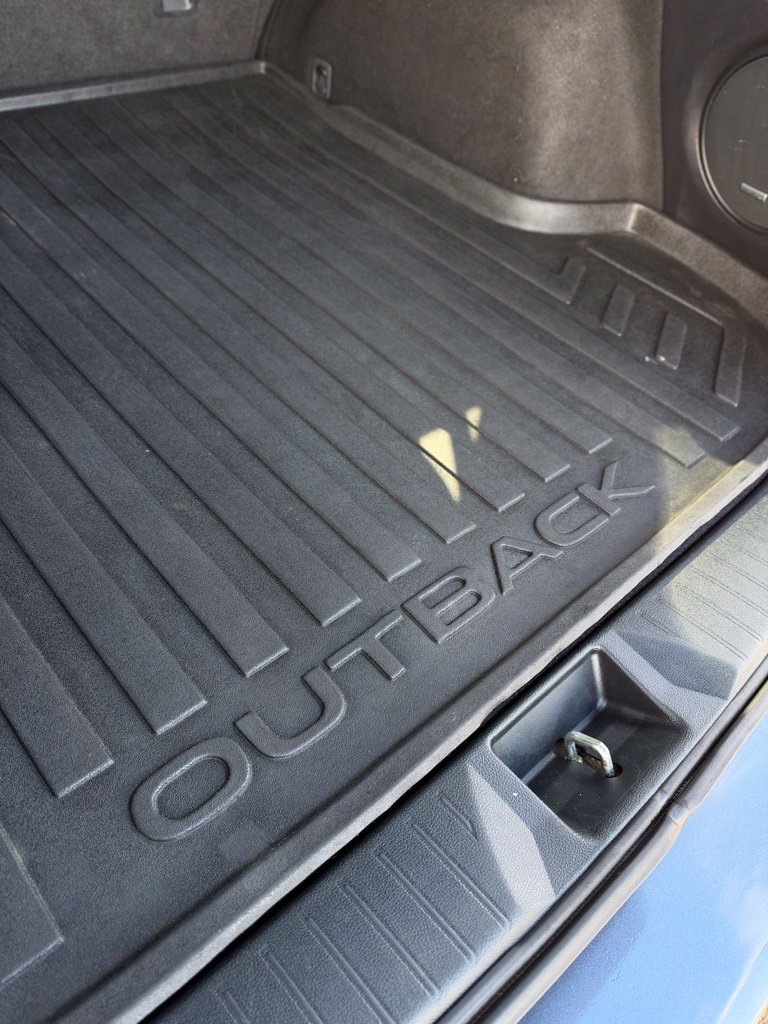 Used 2015 Subaru Outback 2.5i Limited AWD/4WD image 38