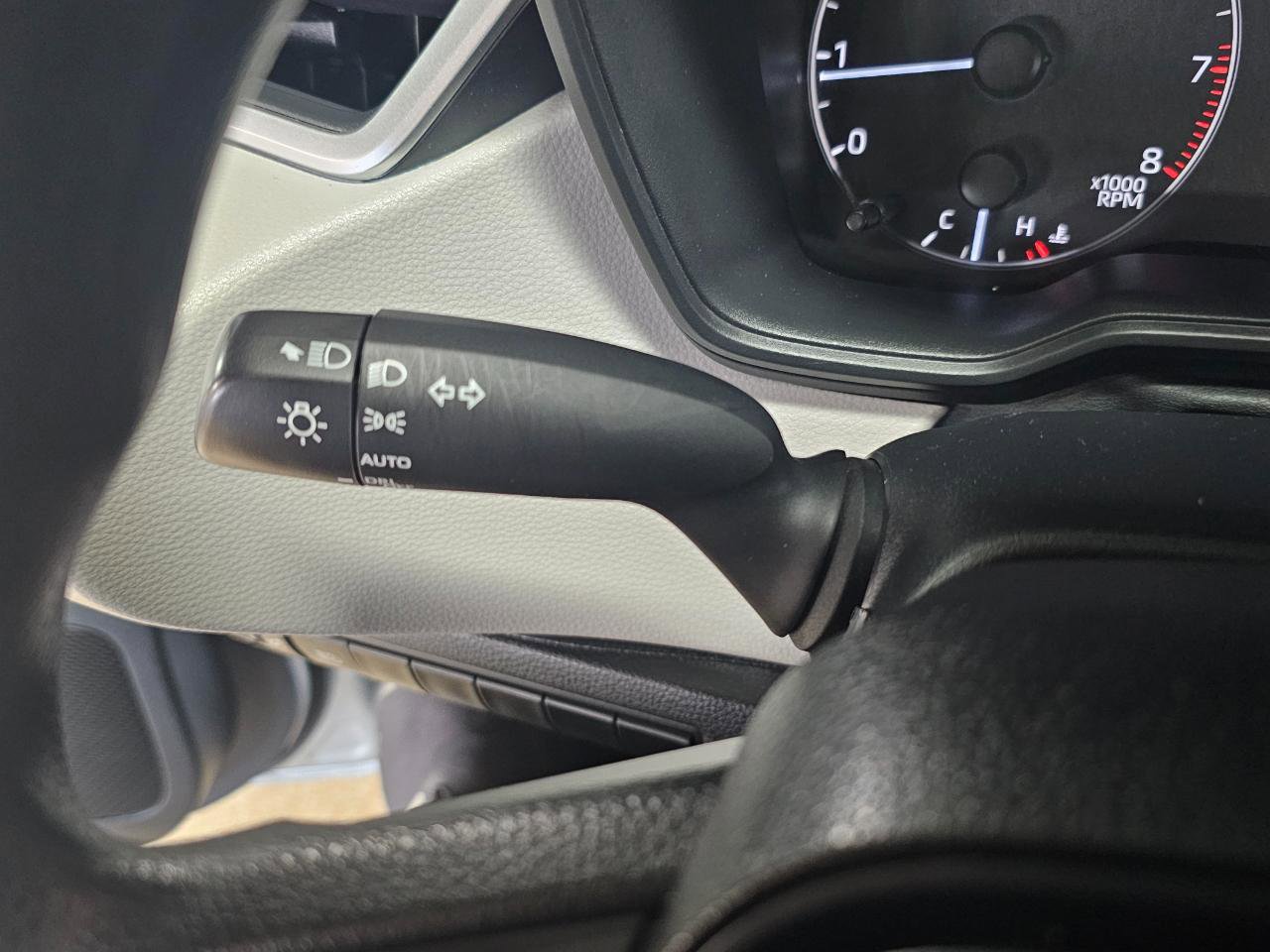 Used 2023 Toyota Corolla LE image 27