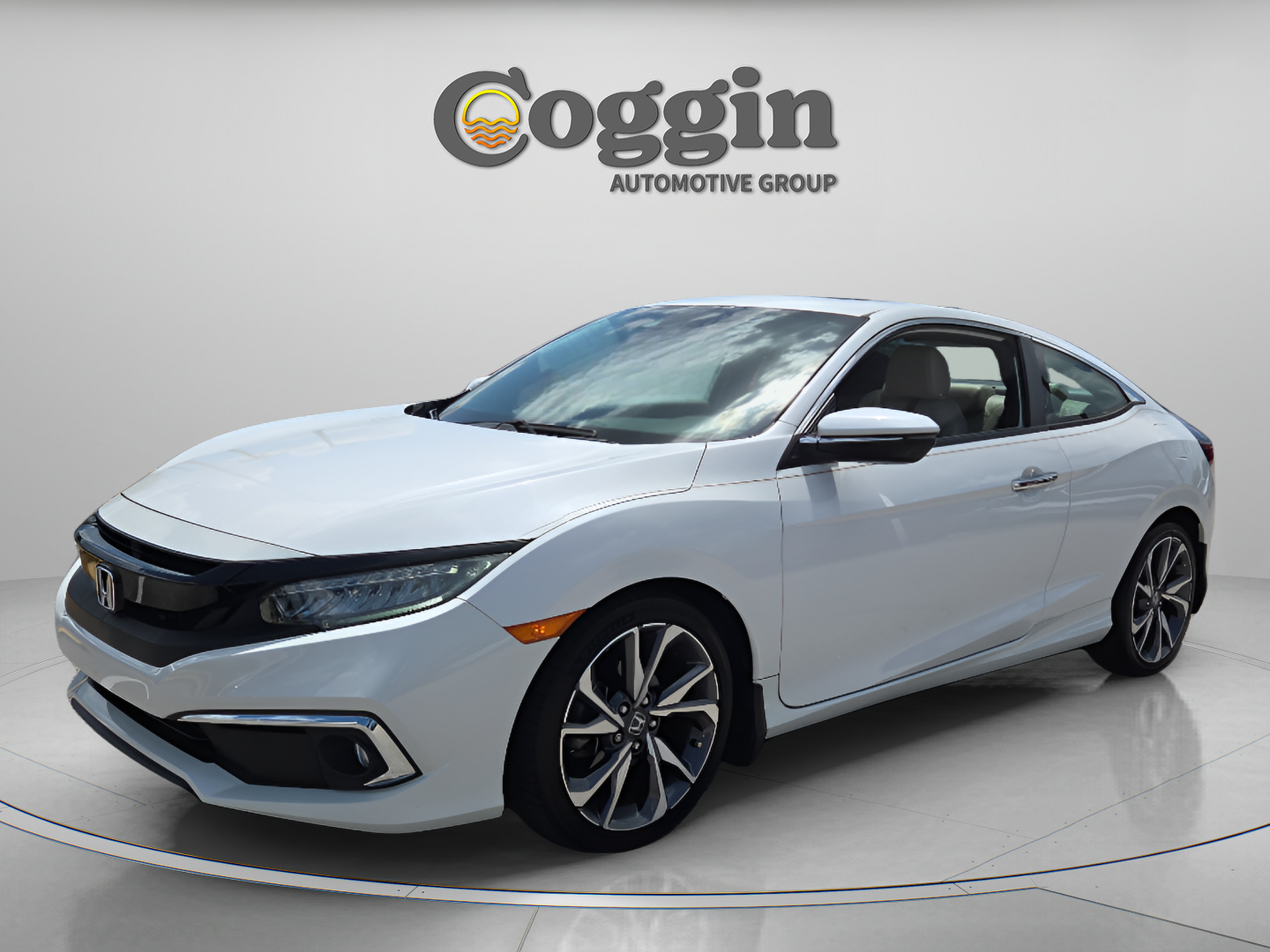 Certified 2019 Honda Civic Touring image 1