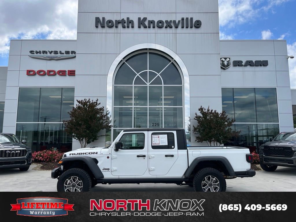 Used 2023 Jeep Gladiator Rubicon AWD/4WD image 2