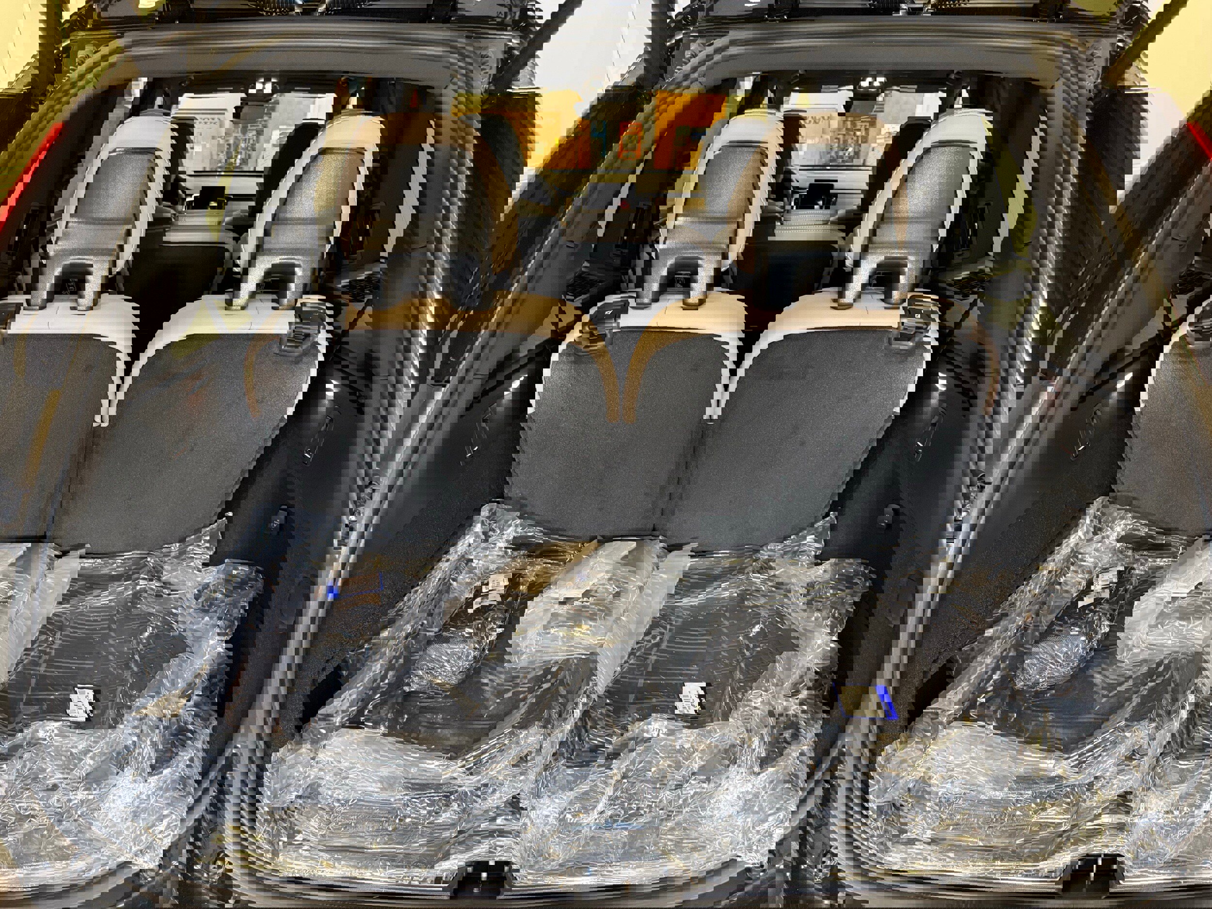 New 2026 Volvo XC90 B6 Ultra w/ Protection Package Premier image 37