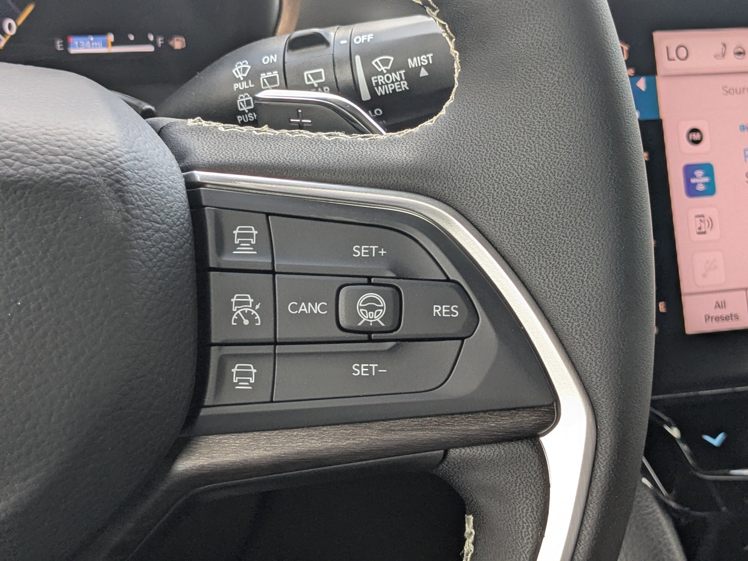New 2026 Jeep Grand Cherokee L Limited AWD/4WD image 26