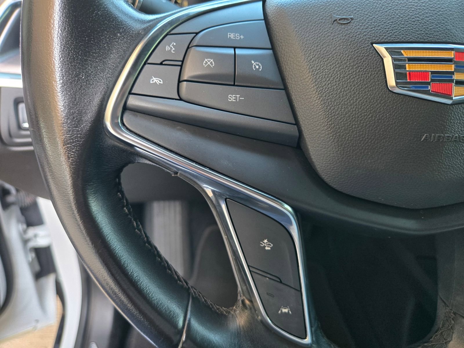 Used 2020 Cadillac XT5 Luxury FWD image 12