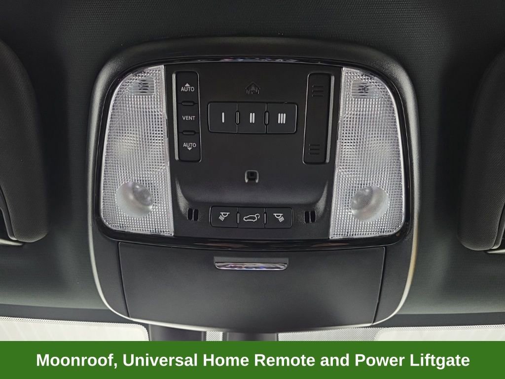Used 2025 Dodge Durango R/T AWD/4WD image 38