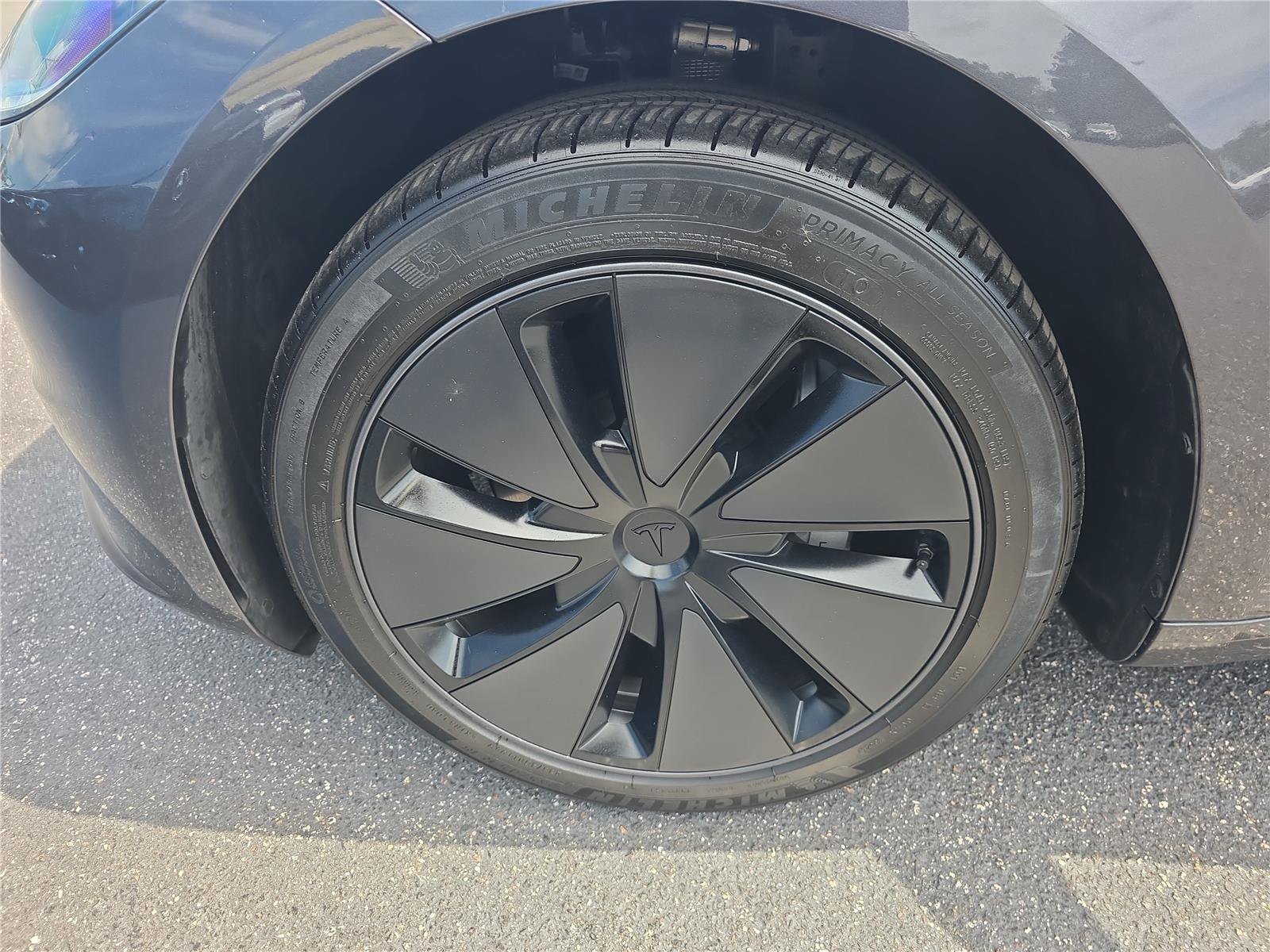 Used 2025 Tesla Model 3 Long Range RWD image 7