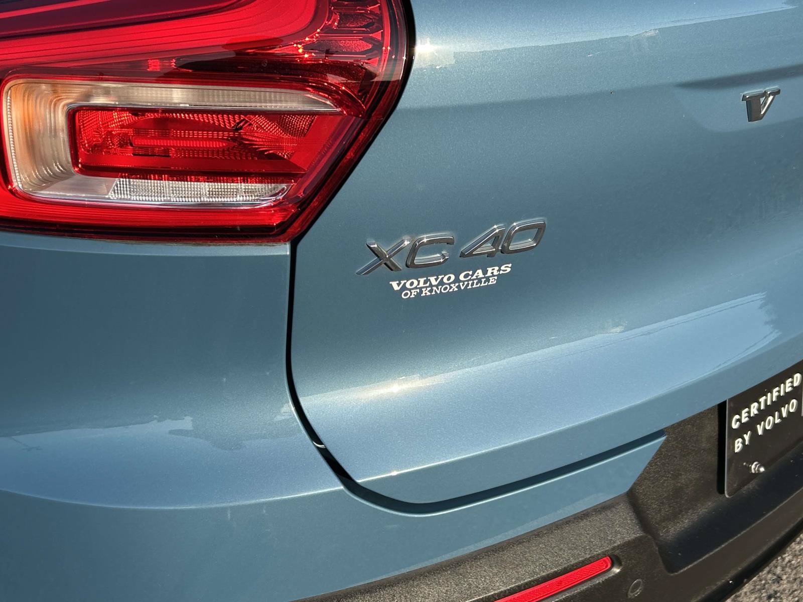 Certified 2023 Volvo XC40 B4 Ultimate FWD image 14