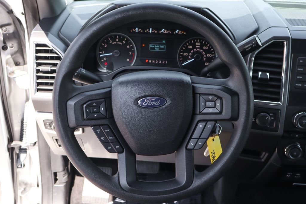 Used 2015 Ford F150 XLT w/ Trailer Tow Package RWD image 27