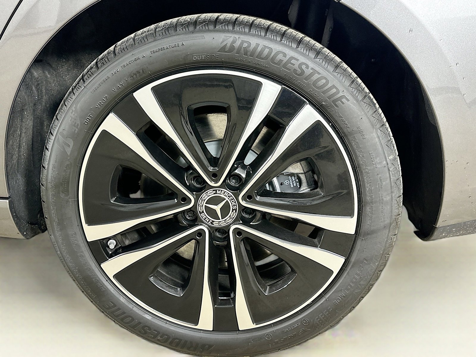 Certified 2025 Mercedes-Benz CLA 250 4MATIC image 36