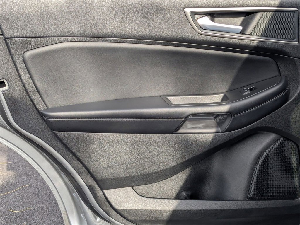 Used 2024 Ford Edge SEL image 30