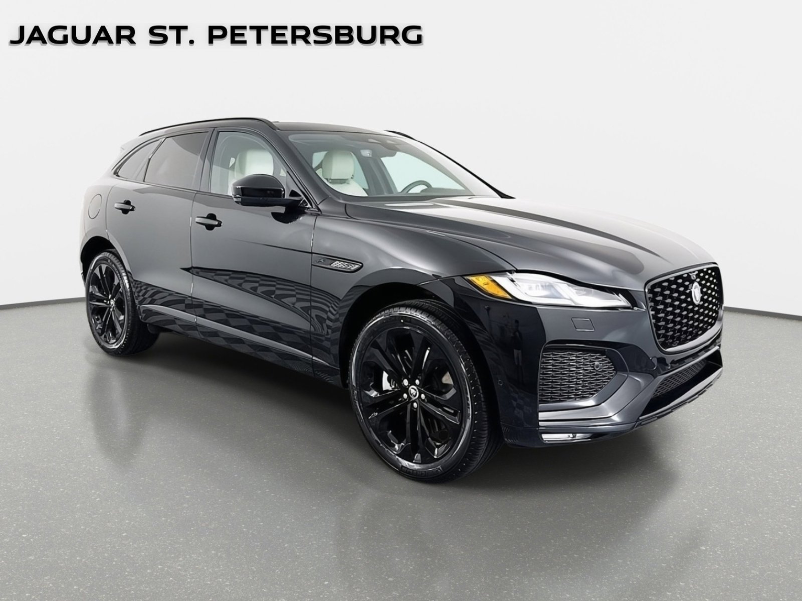 Used 2026 Jaguar F-PACE R-Dynamic S AWD/4WD image 3