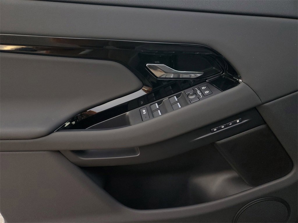 New 2026 Land Rover Range Rover Evoque S image 11