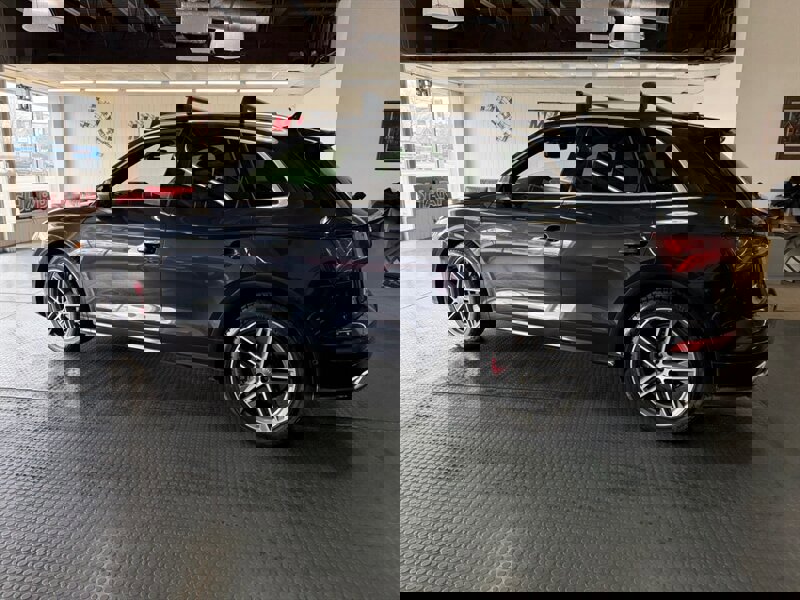 Used 2019 Audi SQ5 Prestige AWD/4WD image 10