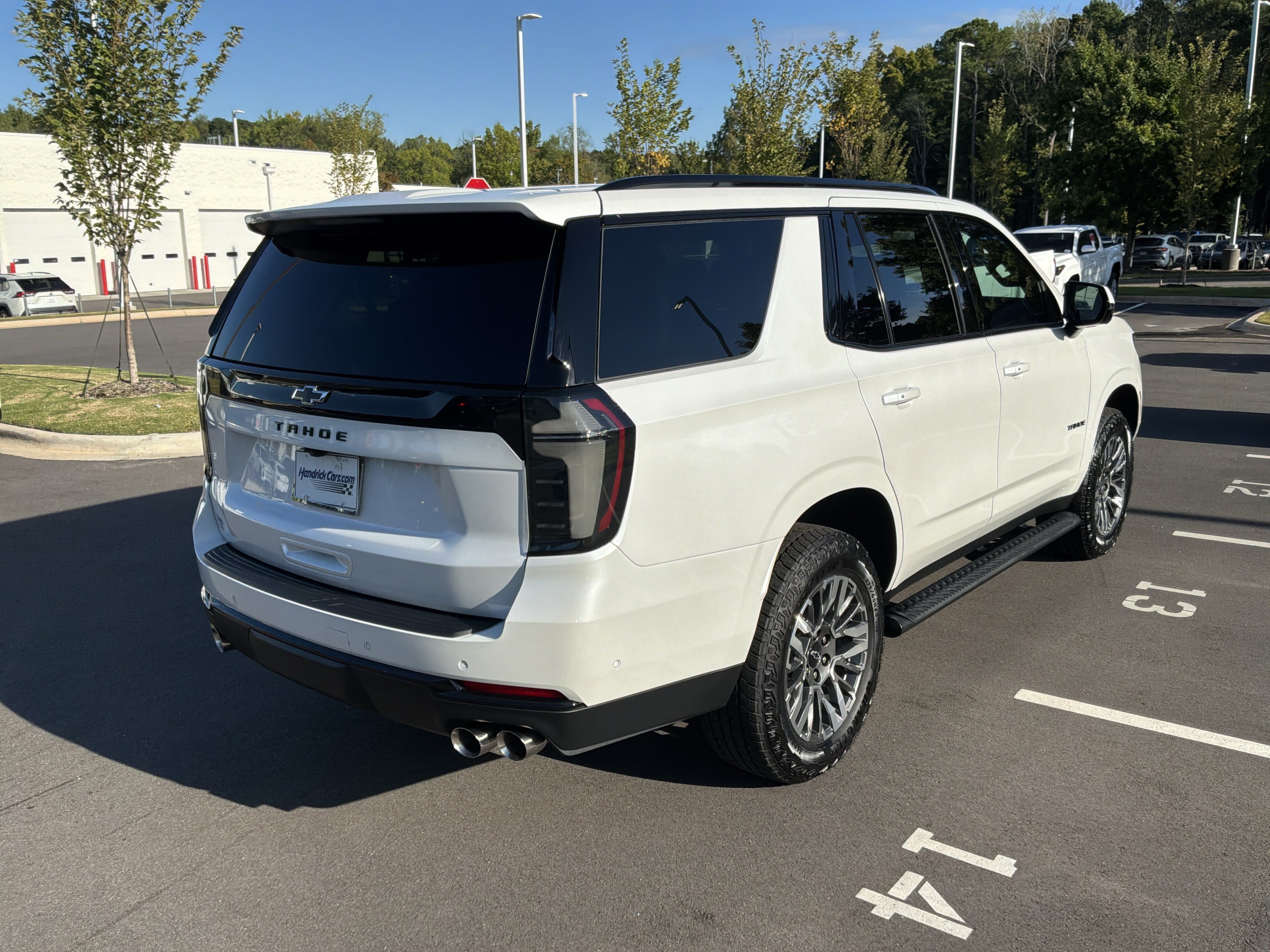 Used 2025 Chevrolet Tahoe Z71 w/ Comfort Package AWD/4WD image 10