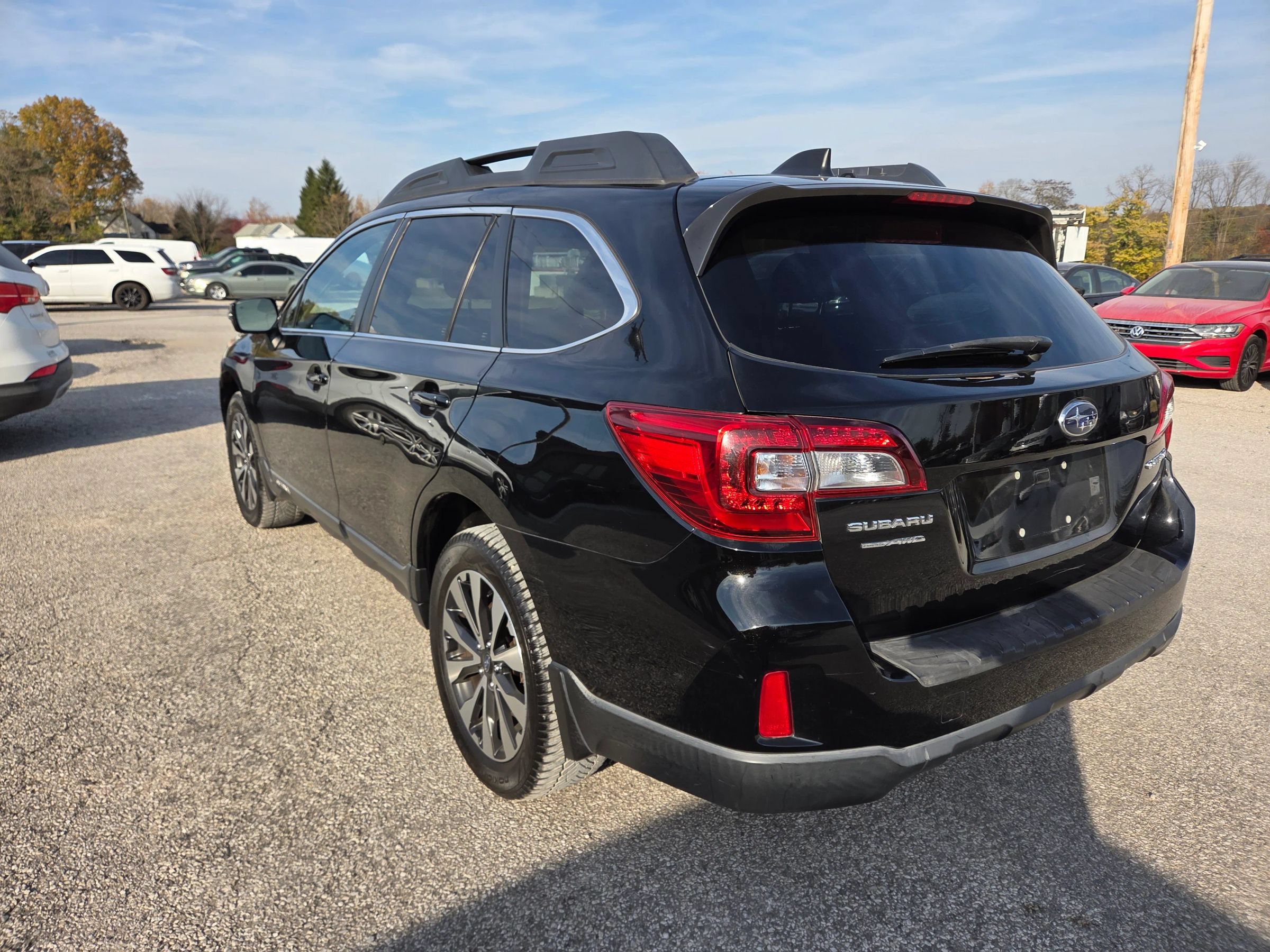 Used 2016 Subaru Outback 2.5i Limited AWD/4WD image 6