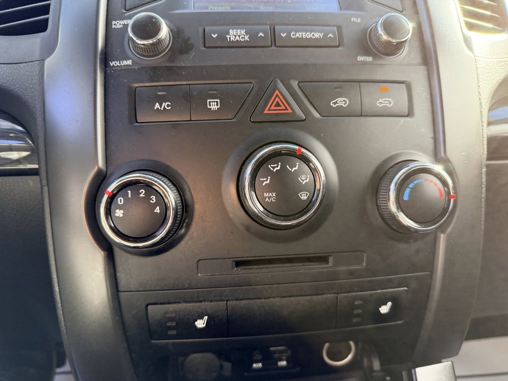 Used 2013 Kia Sorento LX w/ Convenience Pkg image 17