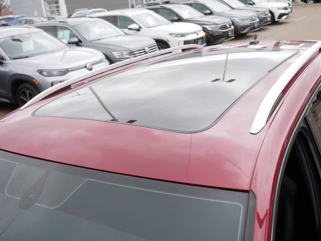 Used 2019 Volkswagen Tiguan SEL R-Line image 11