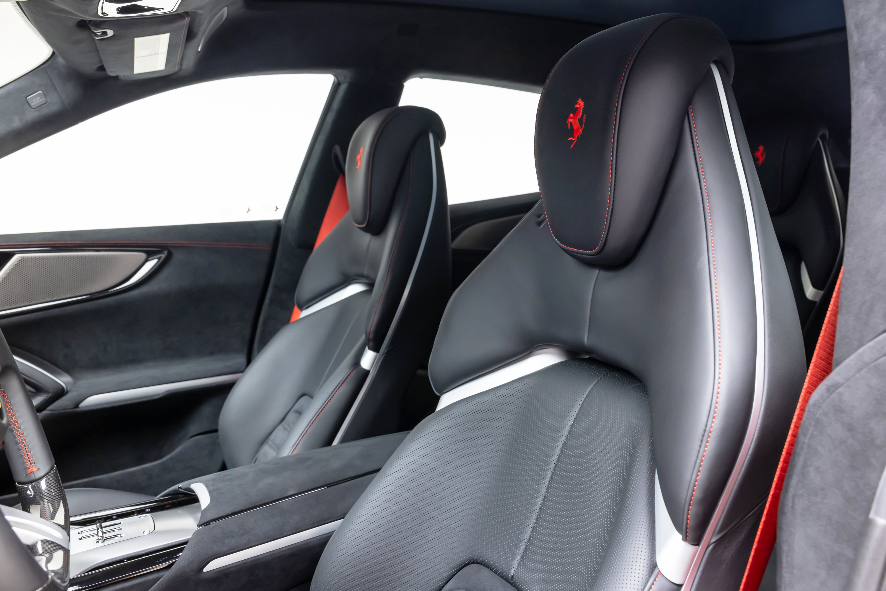 Certified 2026 Ferrari Purosangue AWD/4WD image 76