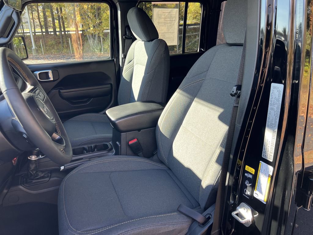 Certified 2024 Jeep Wrangler Willys image 14