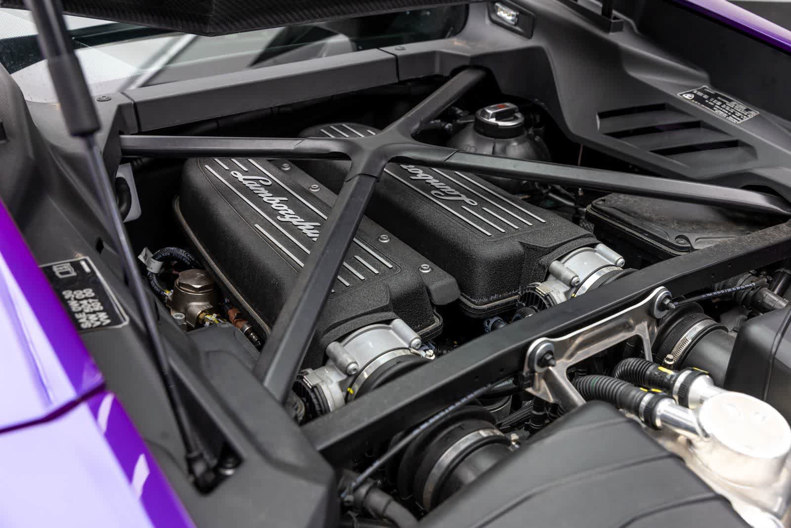 Used 2024 Lamborghini Huracan Tecnica RWD image 38